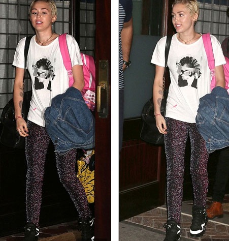 Trước đó, nữ ca sĩ trẻ mặc khá kín đáo khi xuất hiện tại New York.