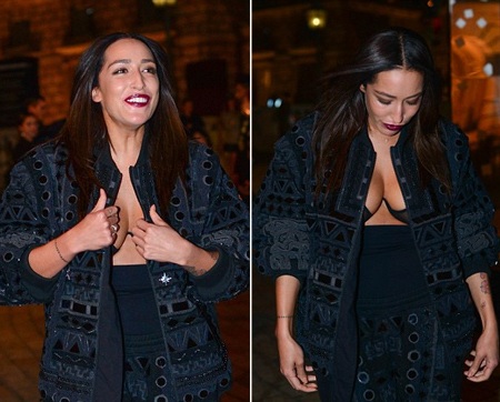 Ca sĩ Anh thản nhiên diện nội y ra phố