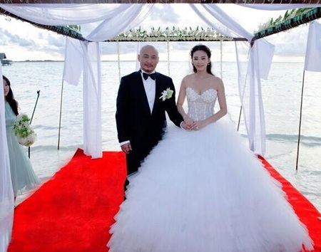 Đạo diễn Vương Toàn An và vợ - nữ diễn viên Trương Vũ Kỳ.