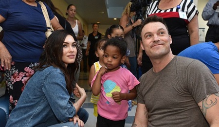 Megan Fox hạnh phúc ôm chồng