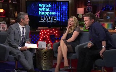 Nữ diễn viên trẻ khen bạn trai là một người tốt tính và điển trai