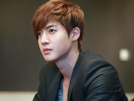 Bạn gái rút đơn kiện “mỹ nam” xứ Hàn Kim Hyun Joong - 1 Bạn gái “mỹ nam” xứ Hàn Kim Hyun Joong đã rút đơn kiện