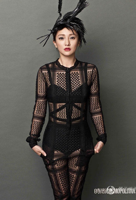 Ở tuổi 40, Châu Tấn vẫn rất rực rỡ và trẻ đẹp!