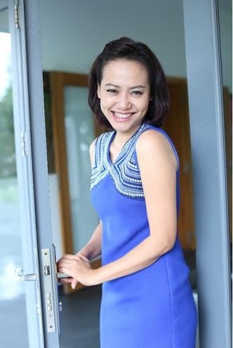 Hồng Ánh mang vai diễn vào đời - 1 Hồng Ánh kể về tuổi thơ ấm áp bên gia đình