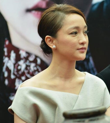 Lưu Gia Linh gợi cảm khó cưỡng, Lưu Hiểu Khánh trẻ trung bất ngờ - 14 Nữ diễn viên mới kết hôn vẫn rất trẻ đẹp dù đã bước qua tuổi 40.