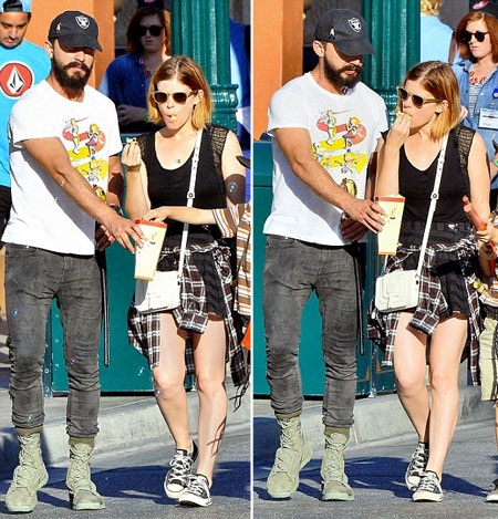 Shia mua đồ ăn cho Kate