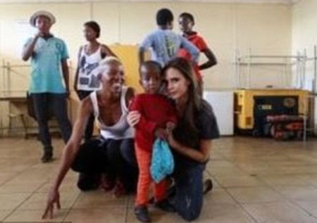 Nhà thiết kế 40 tuổi muốn dùng sự ảnh hưởng của mình để giúp đỡ các bệnh nhân AIDS.