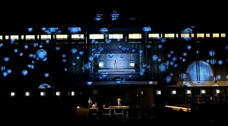 Xúc động trước sự luyện tập miệt mài của nghệ sĩ, ca sỹ và ê
kíp sản xuất chương trình