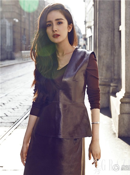 Bà mẹ trẻ Dương Mịch dạo chơi ở Milan