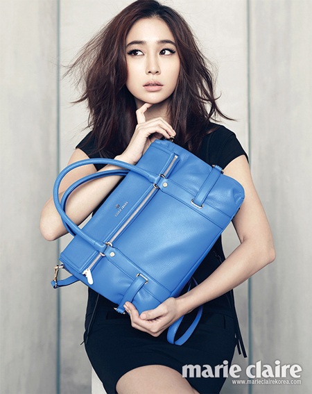 Vợ của Lee Byung Heon vẫn "trốn" ở nhà bố mẹ đẻ - 4 Lee Min Jung hiện cũng là một ngôi sao nổi tiếng tại Hàn Quốc