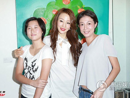 Gặp lại con gái rơi của Thành Long