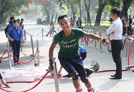 Nụ cười rạng rỡ của người về đích đầu tiên