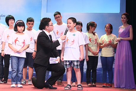 Đội tình nguyện viên nhỏ tuổi nhất được vinh danh