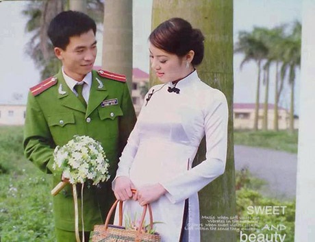 Hình ảnh lãng mạn của những cặp đôi cảnh sát - 12 Mai Châm