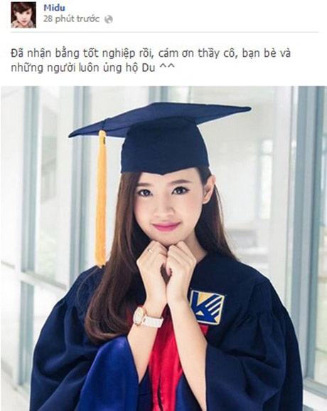 Midu đẹp rạng ngời trong ngày tốt nghiệp đại học - 1 Midu cảm ơn thầy cô