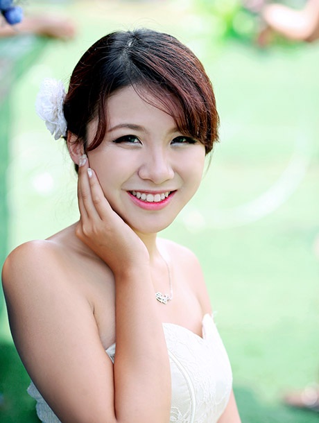 Thiếu nữ Hà thành dịu dàng thu sang - 1 Mai Châm