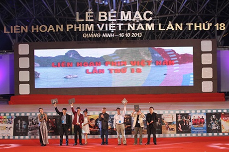 Lễ bế mạc Liên hoan phim Việt Nam đã diễn ra với một kịch bản tẻ nhạt