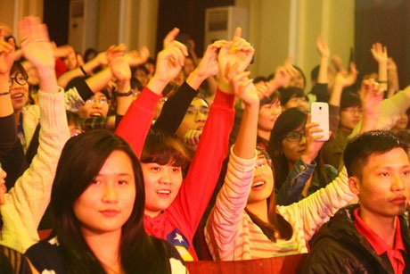 Khán giả nhiệt tình