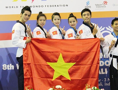 “Hoa khôi” taekwondo Tuyết Vân tiếp tục "gặt" HCV thế giới - 6 Đội tuyển trẻ xì-tin