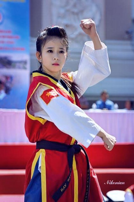 Hoa khôi taekwondo tâm sự về người thầy dạy võ "đặc biệt" - 1 Châu Tuyết Vân - VĐV taekwondo được mệnh danh là hoa khôi làng võ