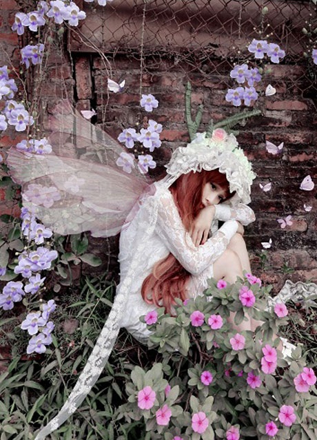 Yếu đuối và hiền lành – vẻ ngoài thường thấy của những tiểu yêu có nội tâm phức tạp