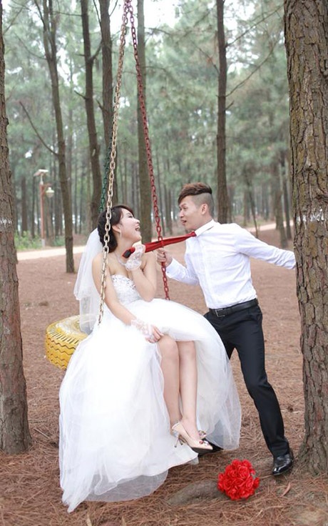 Ảnh cưới độc của cặp vũ công đình đám nhất hiện nay - 2 Huy Khánh