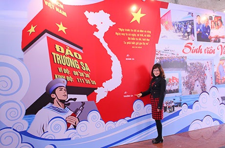 Hình ảnh Tổ quốc