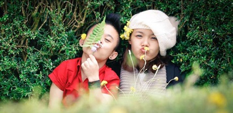 Thú vị clip chuyện tình cặp "đũa lệch" được yêu thích nhất hiện nay - 3 Mai Châm