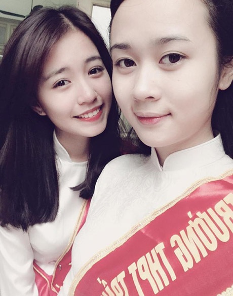 Thiếu nữ xinh xắn tưng bừng khoe ảnh khai giảng - 4 Hoàng Yến Chibi