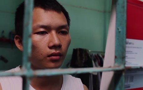 Bần thần khi bị trộm mất ví, mất vé xe về quê