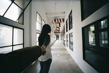 Sốt trào lưu chụp ảnh “theo em đi khắp thế gian” - 6 Những bức ảnh trong bộ
