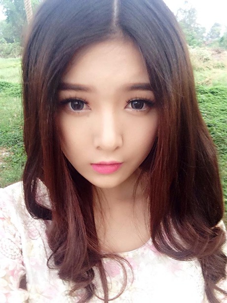 Những "hot girl" thường xuyên "làm bạn" với kính áp tròng thời trang - 8 Lilly Luta