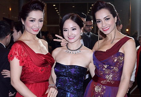 Bầu sô Quang Huy trở thành tâm điểm chú ý của báo giới tại lễ trao giải điện ảnh lần này