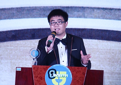 Nam sinh chiếm 3/8 thí sinh lọt vào chung kết, tuy nhiên nữ giới đã giành chiến thắng