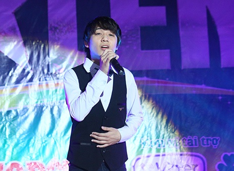 Giọng ca Trần Nam Phong được đánh giá là không thua kém... Bằng Kiều