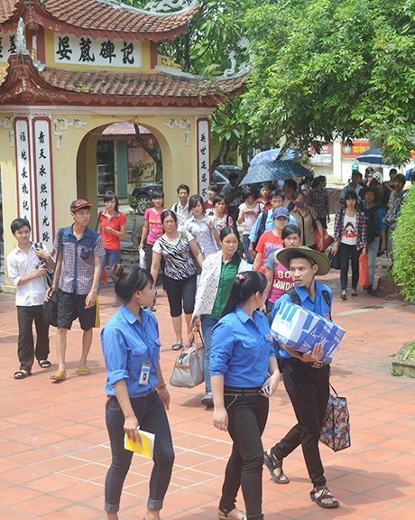 Ngôi chùa Hà thành đón 100 thí sinh và người nhà ăn ở miễn phí đợt thi
