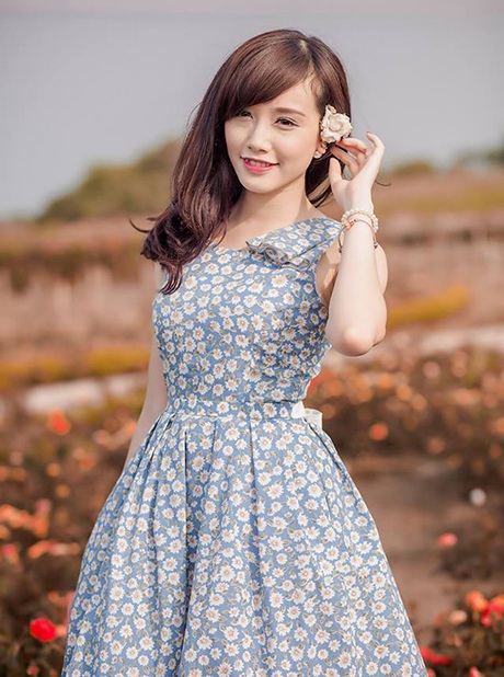 Nữ giám thị xinh đẹp hút ánh nhìn tại ĐH Ngoại thương - 4 Ảnh của Kim Ngân trên Facebook