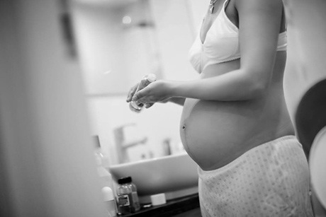 Và thế là từ ngày bố gặp mẹ con đến bây giờ, bố đã lại yêu thêm một lần nữa mất rồi.