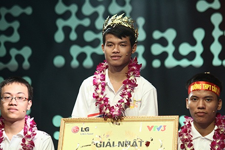 Trước trận Chung kết, kết quả thi đại học của em như thế nào?