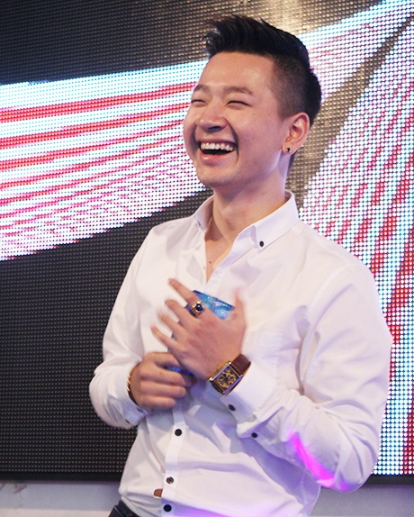 Nguyễn Thanh Tùng - quán quân cuộc thi tìm kiếm tài năng âm nhạc Ngôi sao Việt 2014