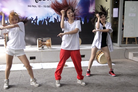 Hình vẽ chibi của các thành viên nhóm nhạc thần tượng Bangtan Boys