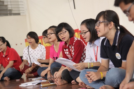 9x đi học hát chèo ở Hà Nội.