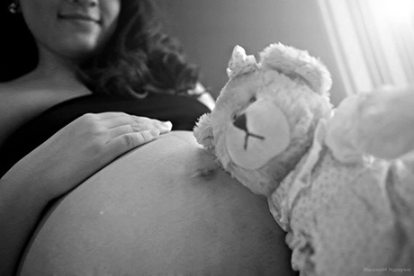 Bộ ảnh hạnh phúc đón con đầu lòng của cặp dancer nổi tiếng Hà thành - 9 M.C