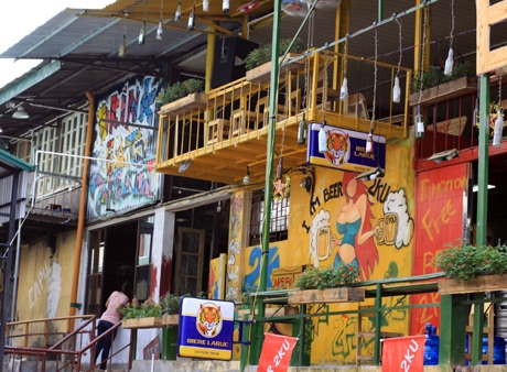 Những vị khách của X98