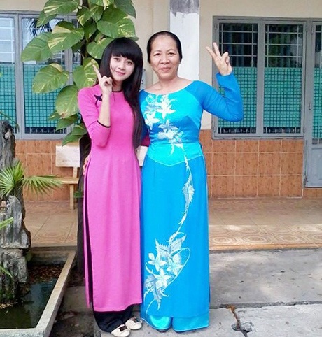 Cô giáo 9X xinh xắn thu hút sự chú ý của cộng đồng mạng - 2 Nguyễn Thị Phương trong vai trò giáo viên