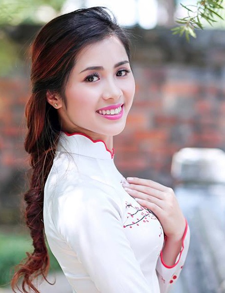 Top 20 Hoa khôi sinh viên ĐH Luật khoe dáng với áo dài - 8 Đinh Hà Trang, SBD 125