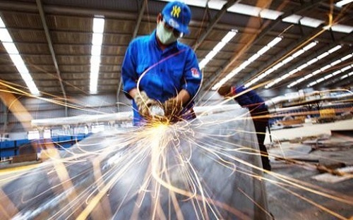 18 lao động Việt Nam mới làm bằng 1 lao động Singapore? - 1 Mỗi lao động Việt Nam làm ra được hơn 74 triệu đồng (trên 3.500 USD) - ảnh minh họa.