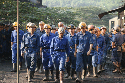 Nhân viên Vinacomin được nâng lương bình quân vượt 3% kế hoạch