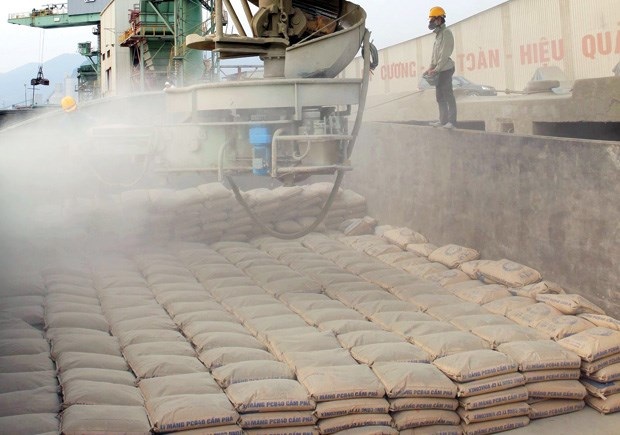Việt Nam “vô địch” Đông Nam Á về xuất khẩu xi măng! - 1 Ngành sản xuất xi măng đang đối mặt với tình trạng cung vượt cầu quá nhiều