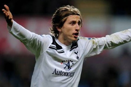 Modric kiên quyết đòi rời Tottenham, Chelsea mừng thầm - 1